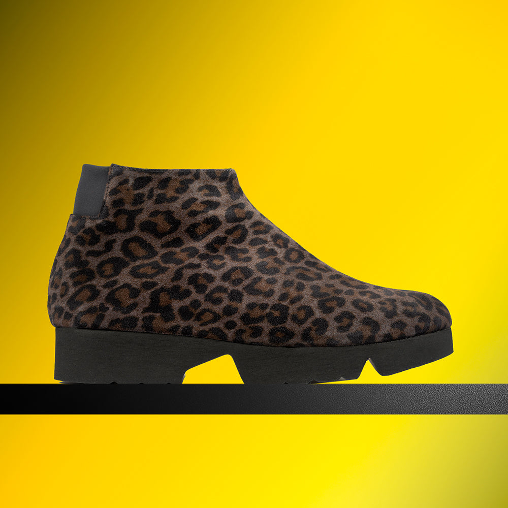 LEOPARD GREY