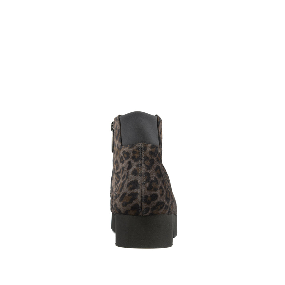 LEOPARD GREY