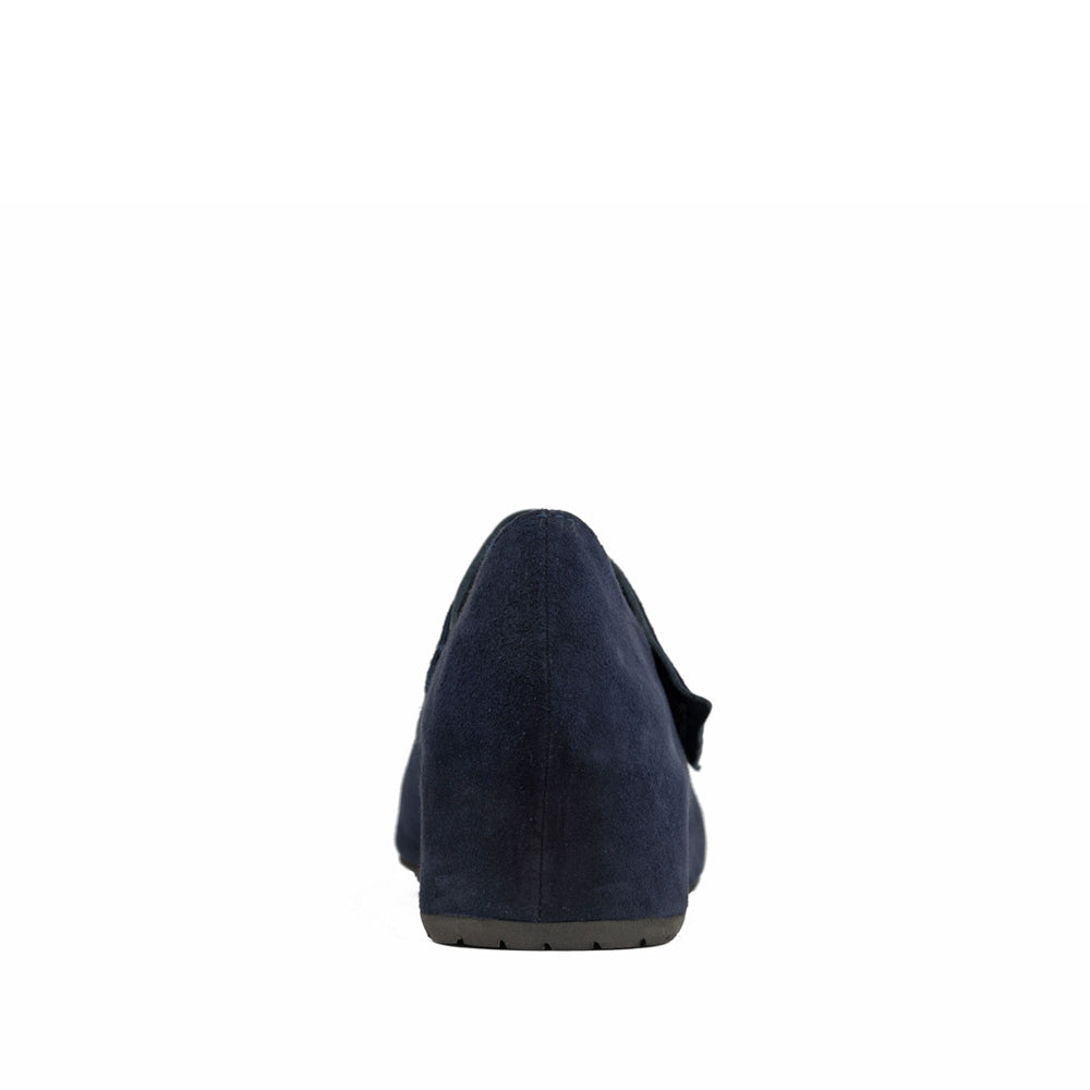 NAVY SUEDE