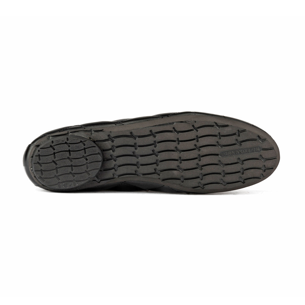 BLACK NAPPA STUDS