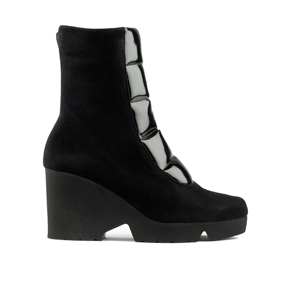 BLACK SUEDE