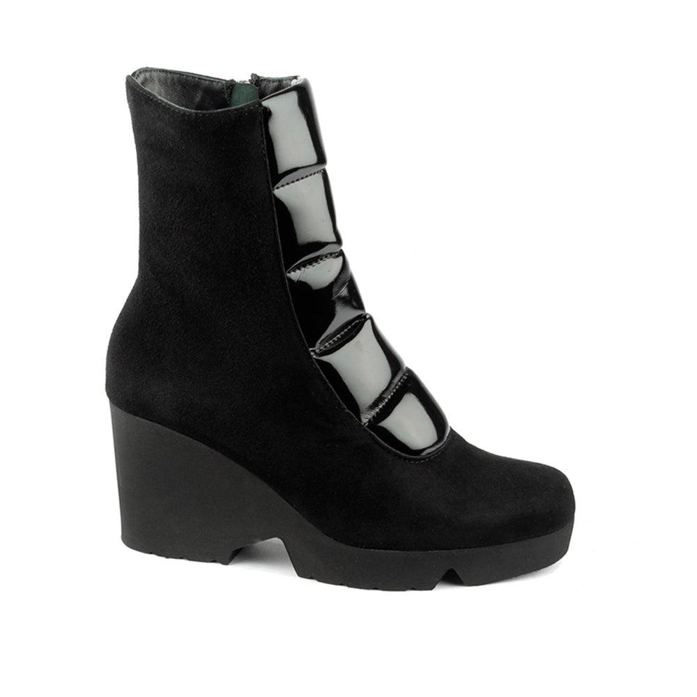 BLACK SUEDE
