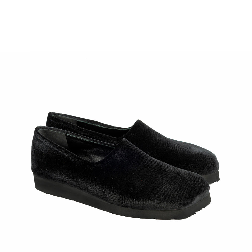 BLACK VELVET
