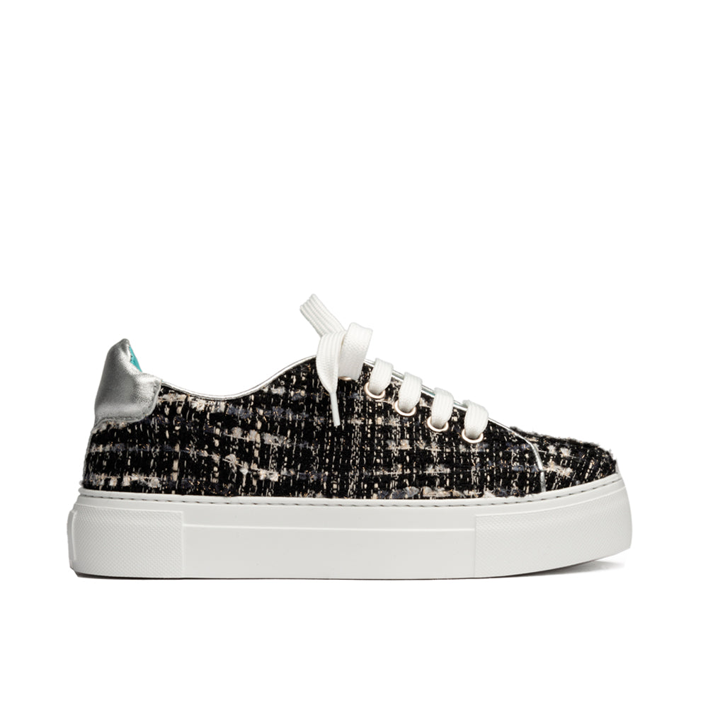 BLACK FABRIC SNEAKER