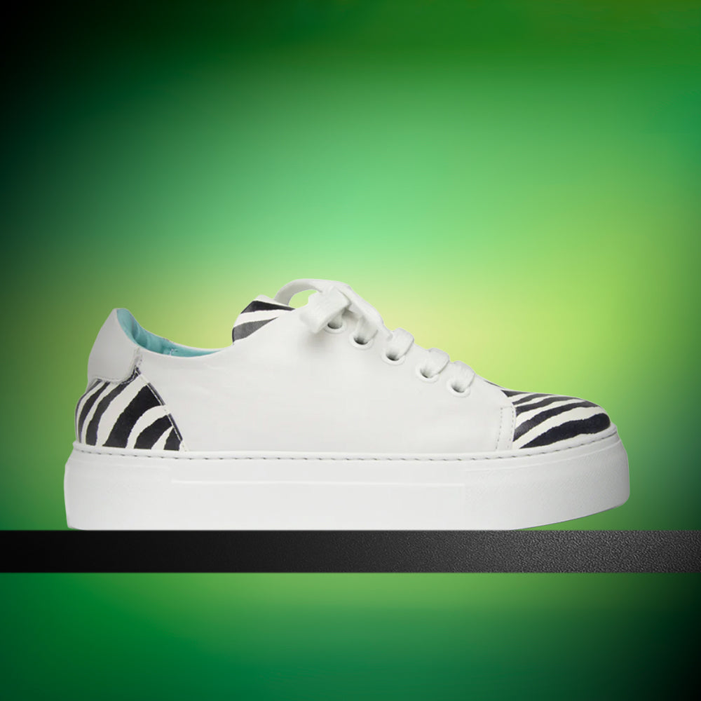 ANNA BLACK AND WHITE ZEBRA