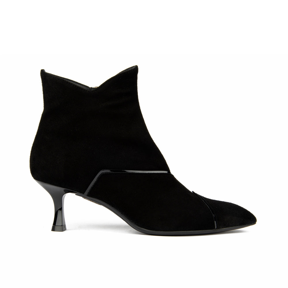 BLACK SUEDE