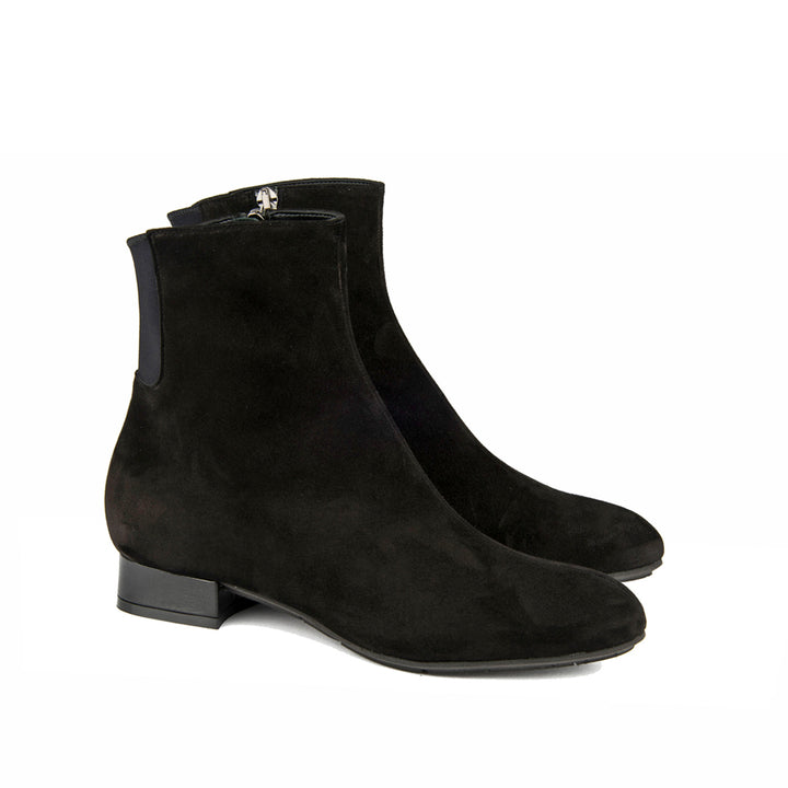 BLACK SUEDE