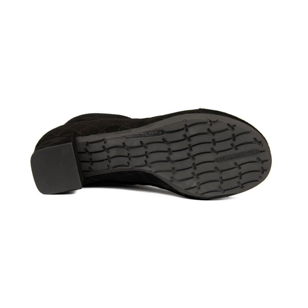 BLACK SUEDE