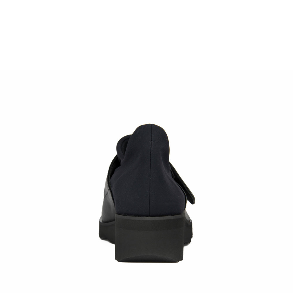 BLACK MICROFIBER