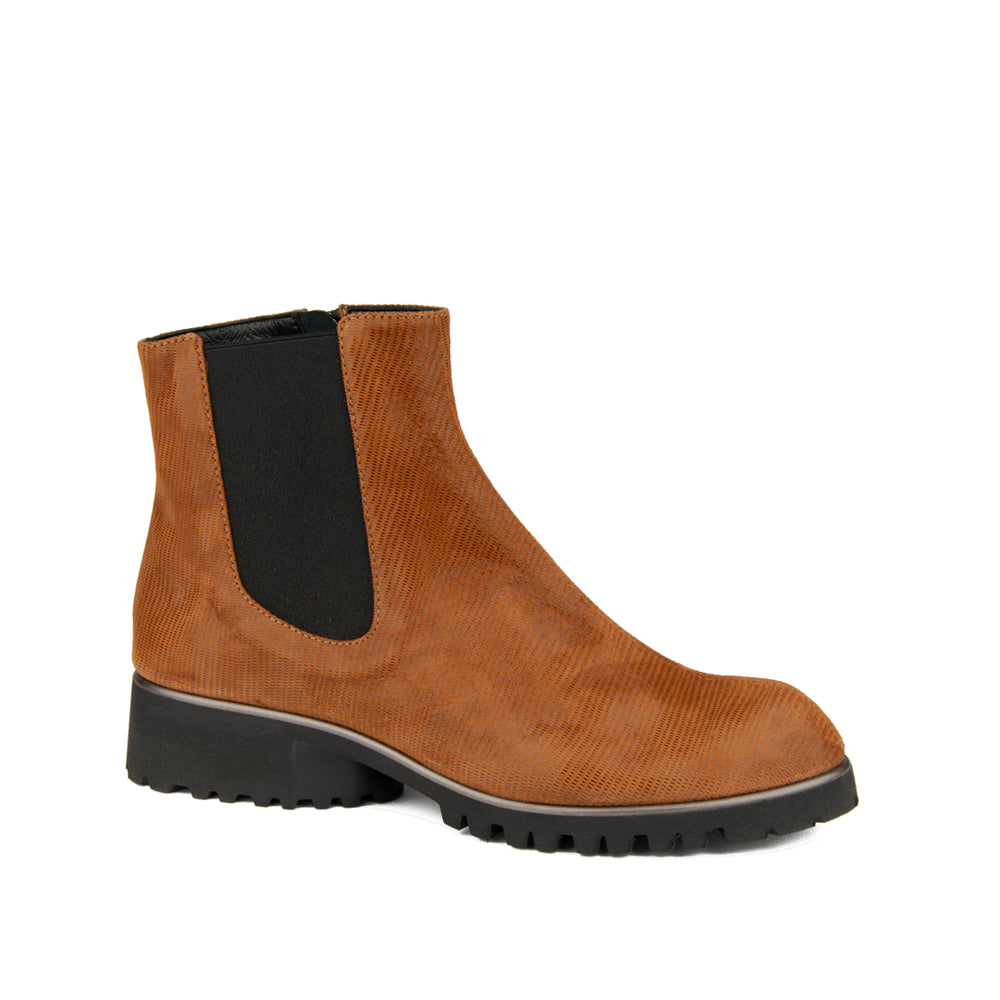 COGNAC TEXTURED LEATHER