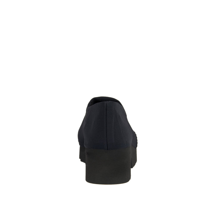 BLACK AND NAVY MICROFIBER