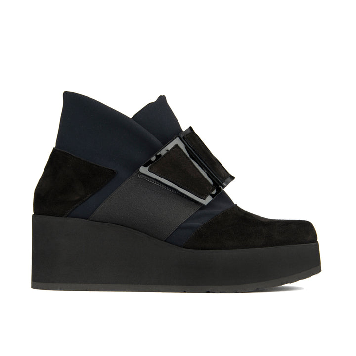 BLACK SUEDE