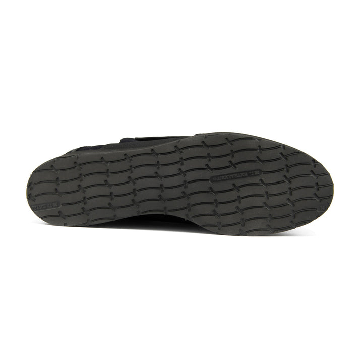 BLACK SNAKESKIN