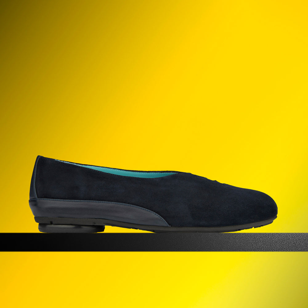 GRACE NAVY SUEDE