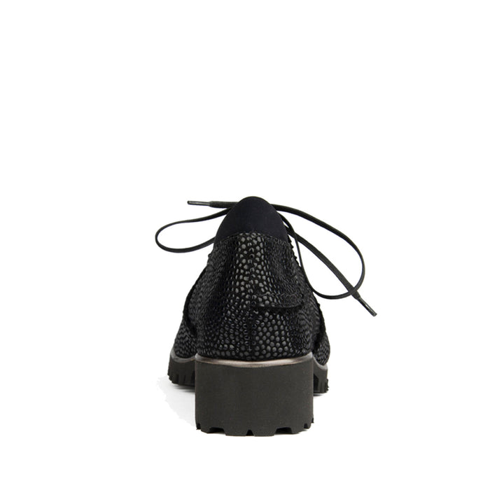 BLACK TEXTURED LEATHER