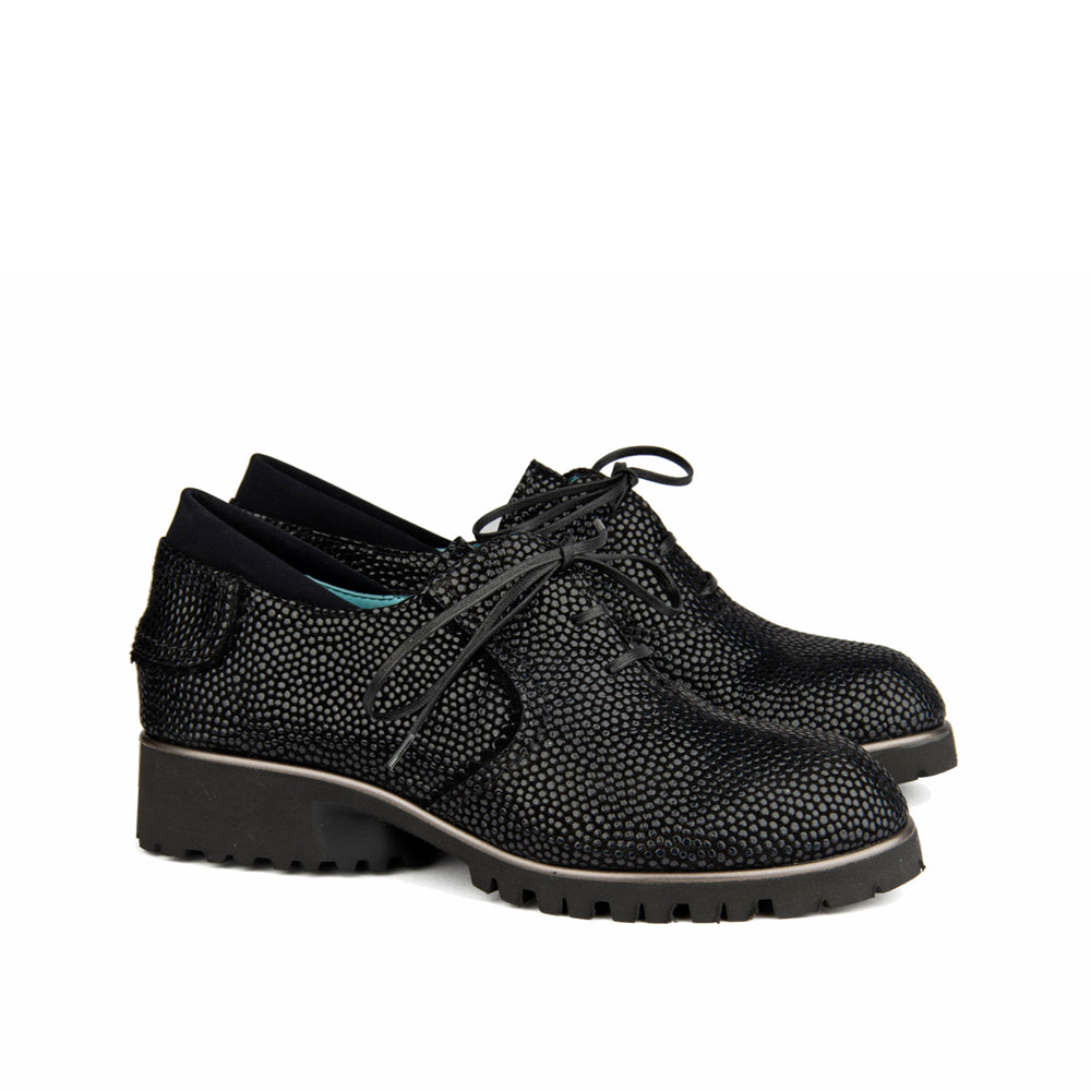 BLACK TEXTURED LEATHER