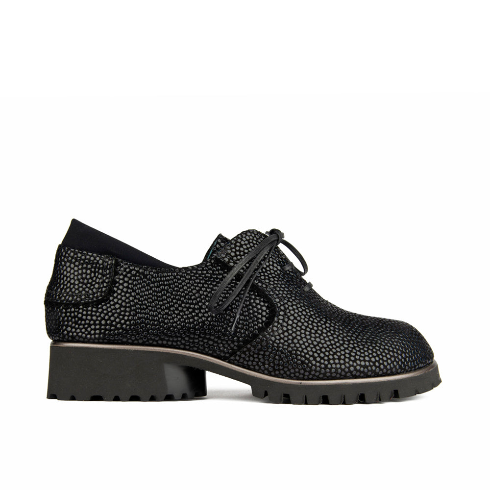 BLACK TEXTURED LEATHER