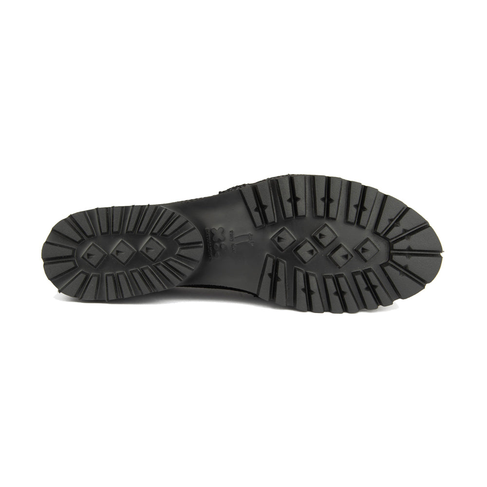 BLACK TEXTURED LEATHER