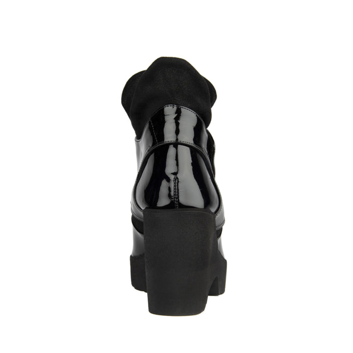 TRUDY BLACK PATENT AND STRETCH SUEDE