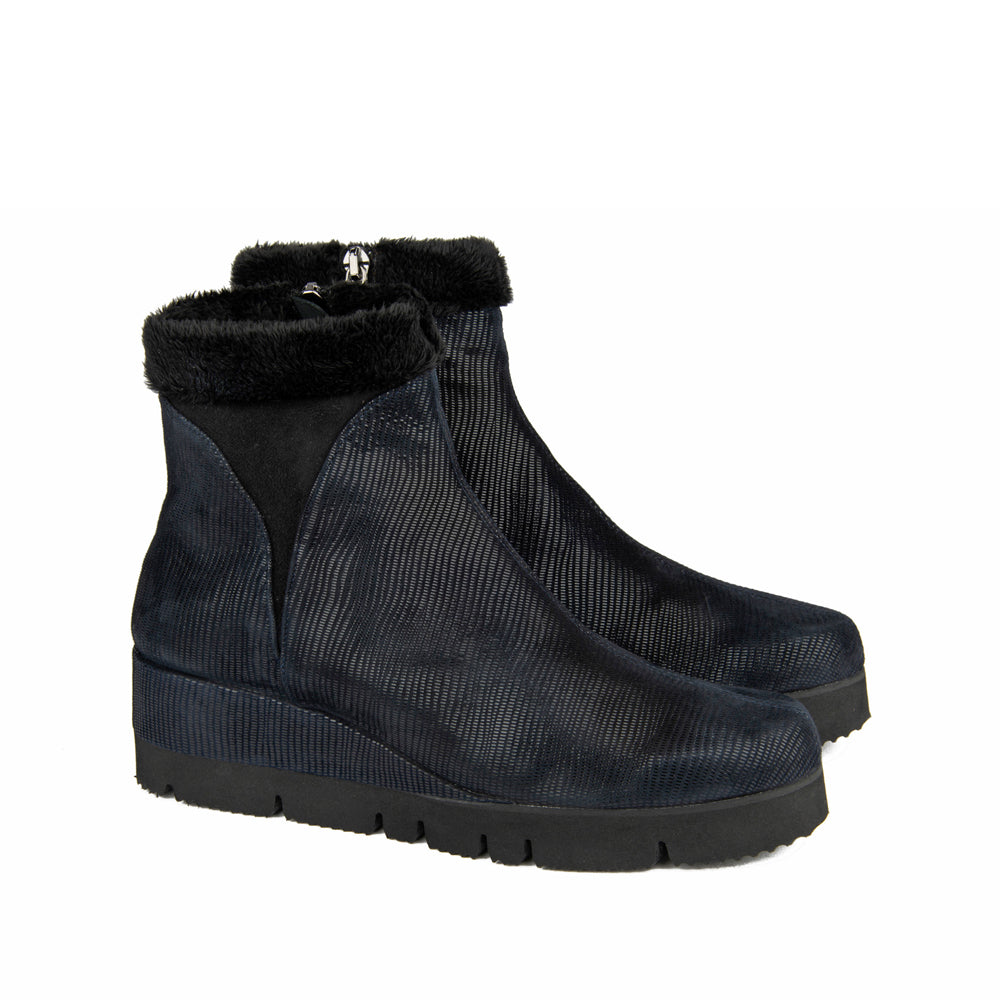 NAVY TEXTURED SUEDE