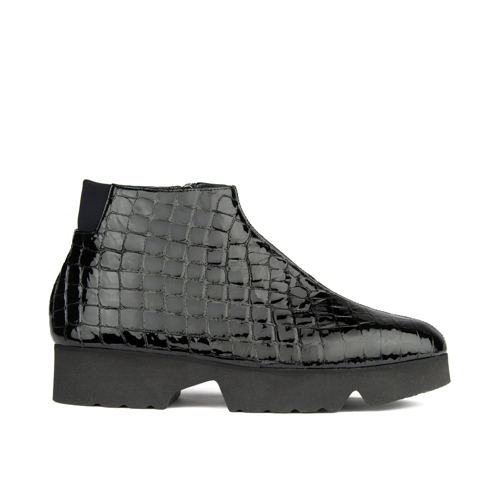 GAGA BLACK PATENT CROCO