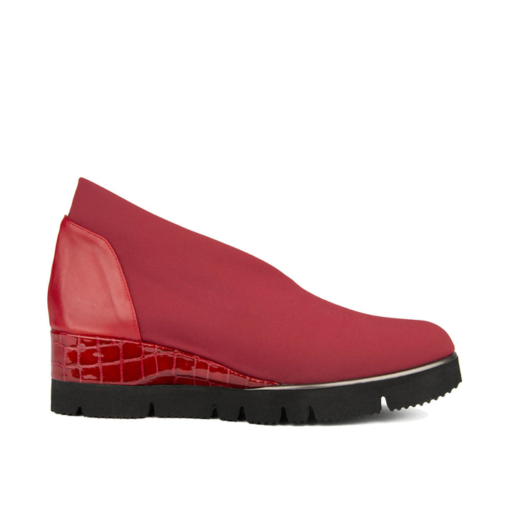 GILDA RED MICROFIBER