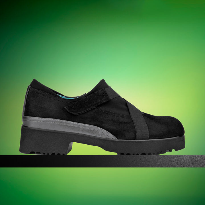 BLACK SUEDE/PEWTER COMBO