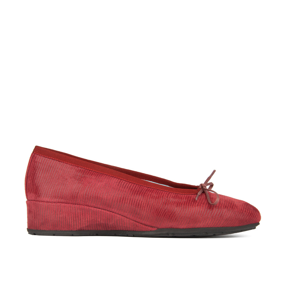 RED TEXTURED SUEDE
