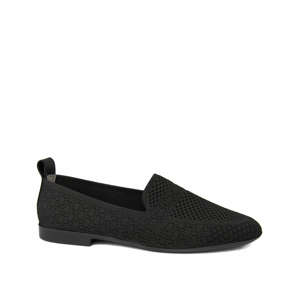 BLACK KNIT