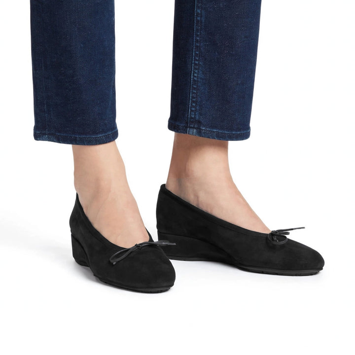 ZOOZI BLACK SUEDE