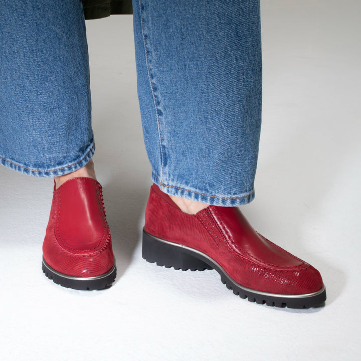 RED TEXTURED SUEDE