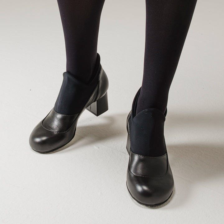 ZONDRA BLACK LEATHER AND MICROFIBER